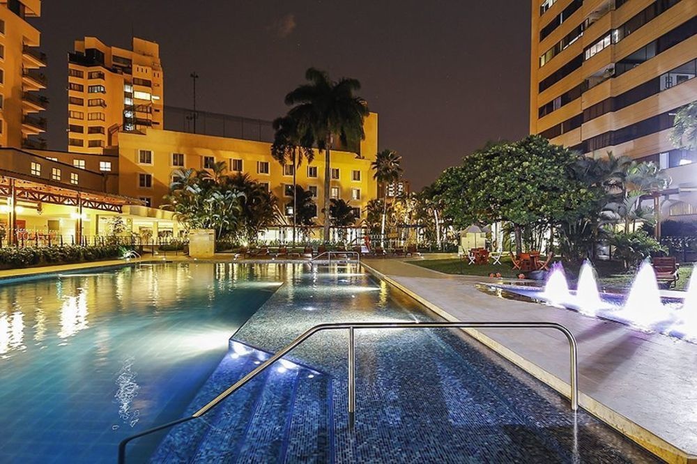 Tuyen futsal Viet Nam o khach san 5 sao tai Colombia hinh anh