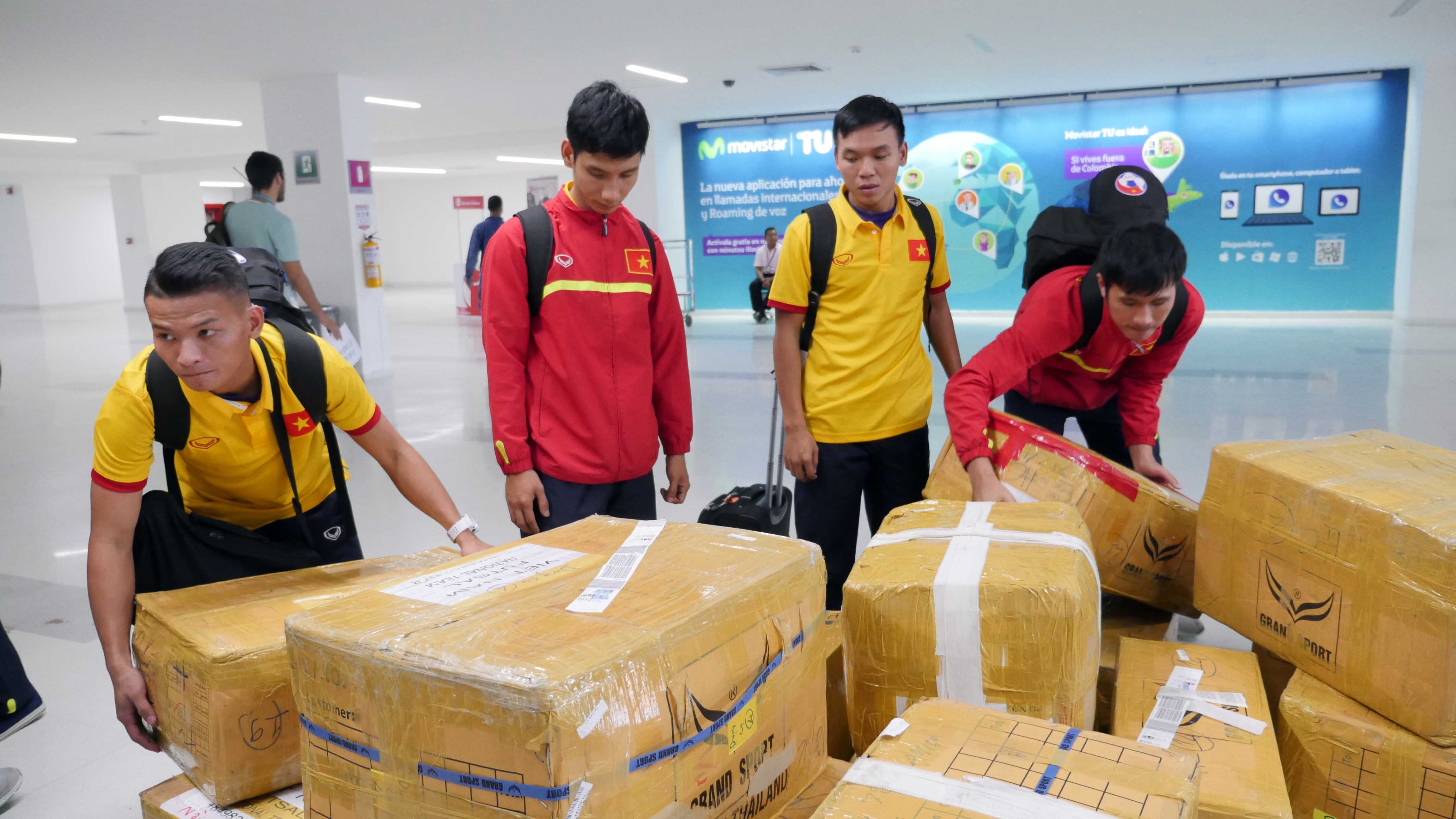 Tuyen futsal Viet Nam den Colombia anh 7