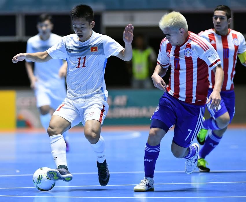 Tuyen futsal Viet Nam thua Paraguay anh 1