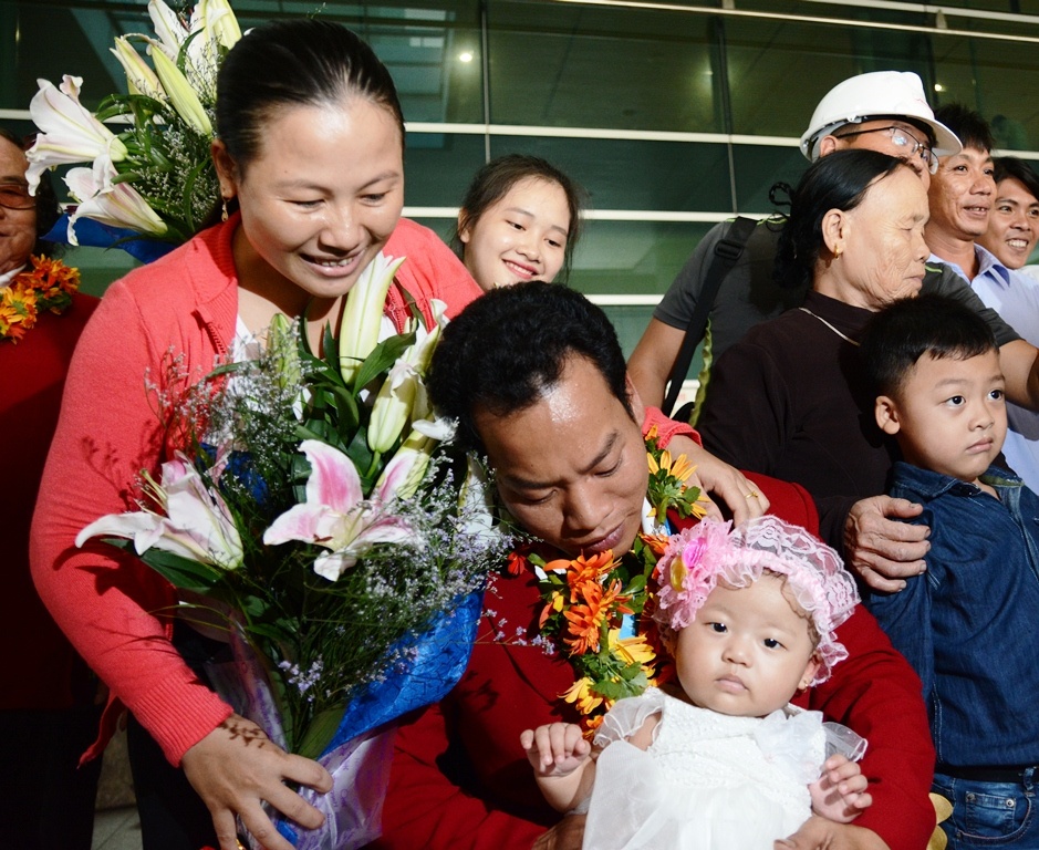 Le Van Cong tro ve anh 4