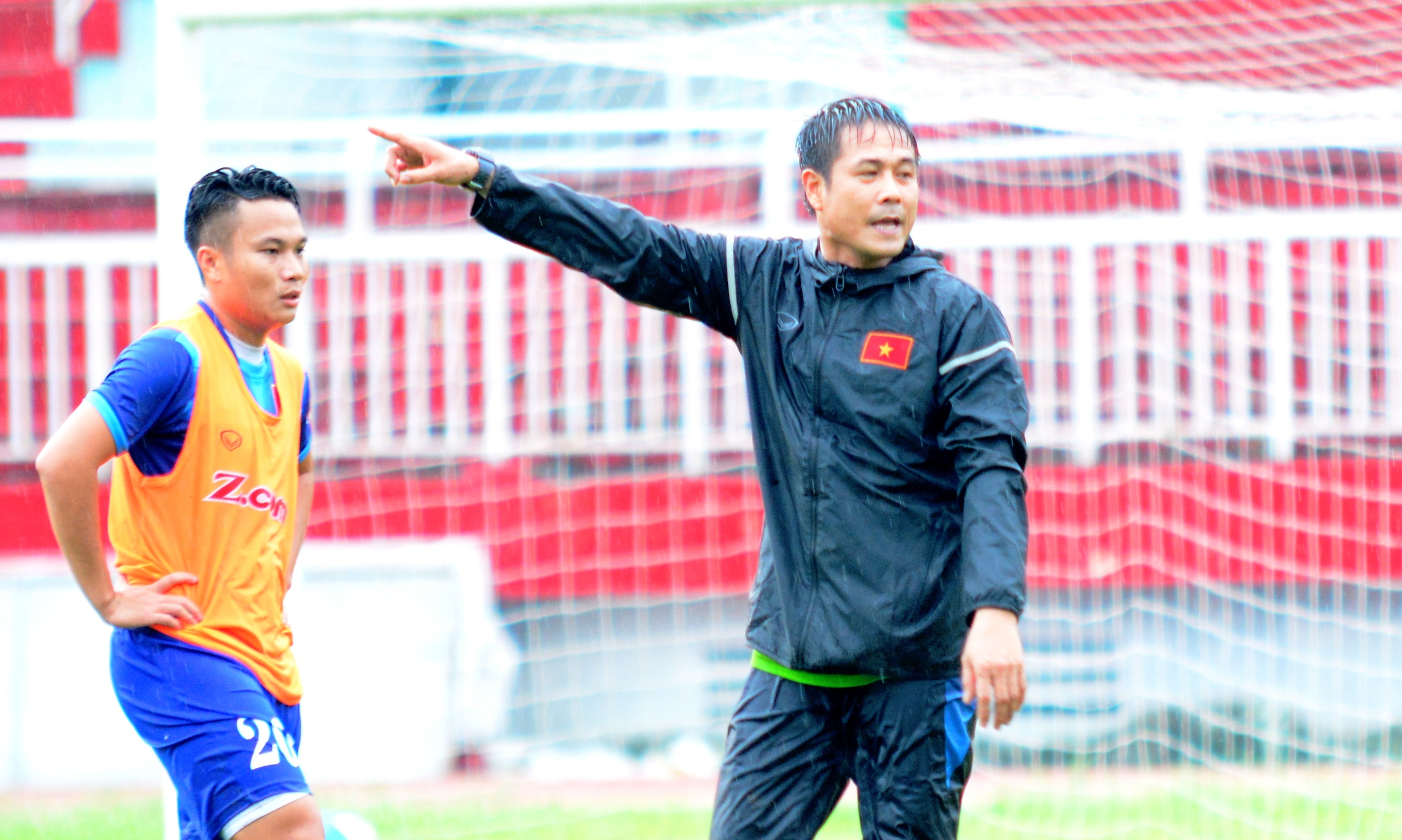 Tuyen Viet Nam tap luyen chieu 27/9 anh 2