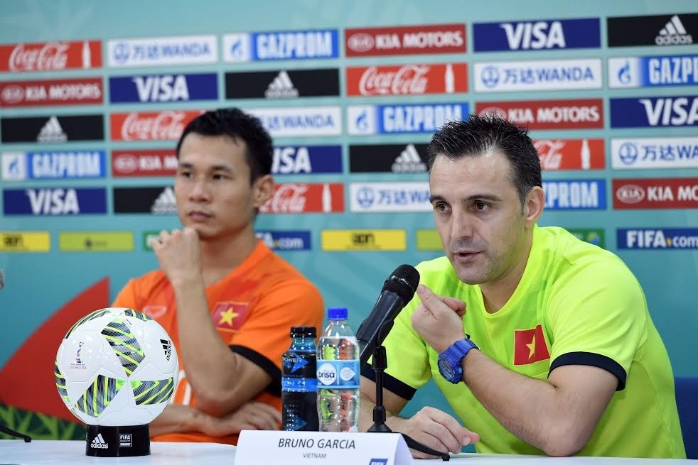 Tuyen futsal Viet Nam co HLV moi vao nam 2017 hinh anh