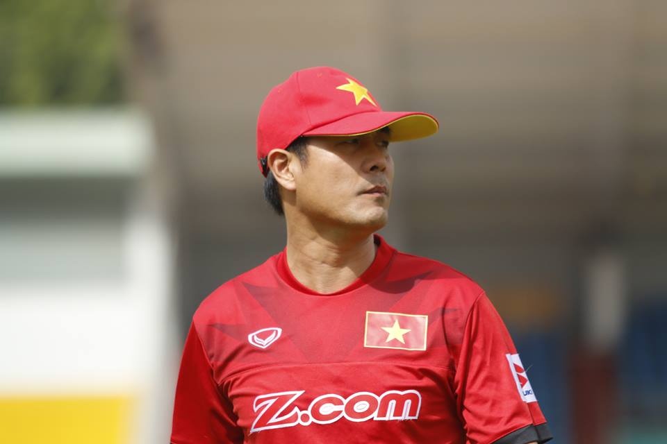 Tuyen Viet Nam tap sang 30/10 anh 3