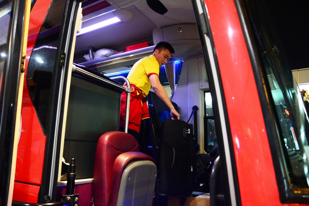 Tuyen Viet Nam sang Han Quoc tap huan anh 1