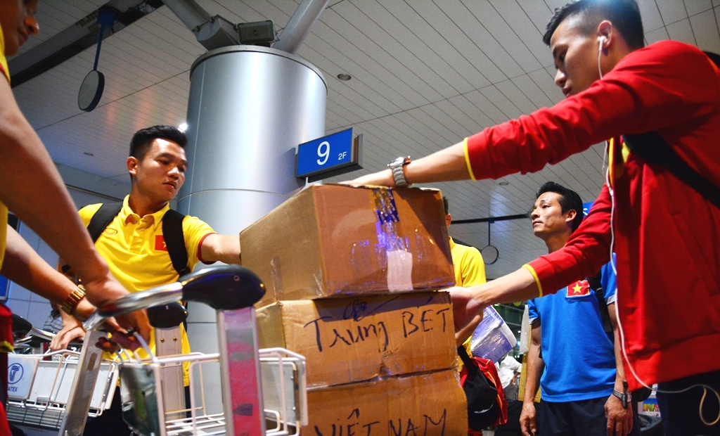 Tuyen Viet Nam sang Han Quoc tap huan anh 5