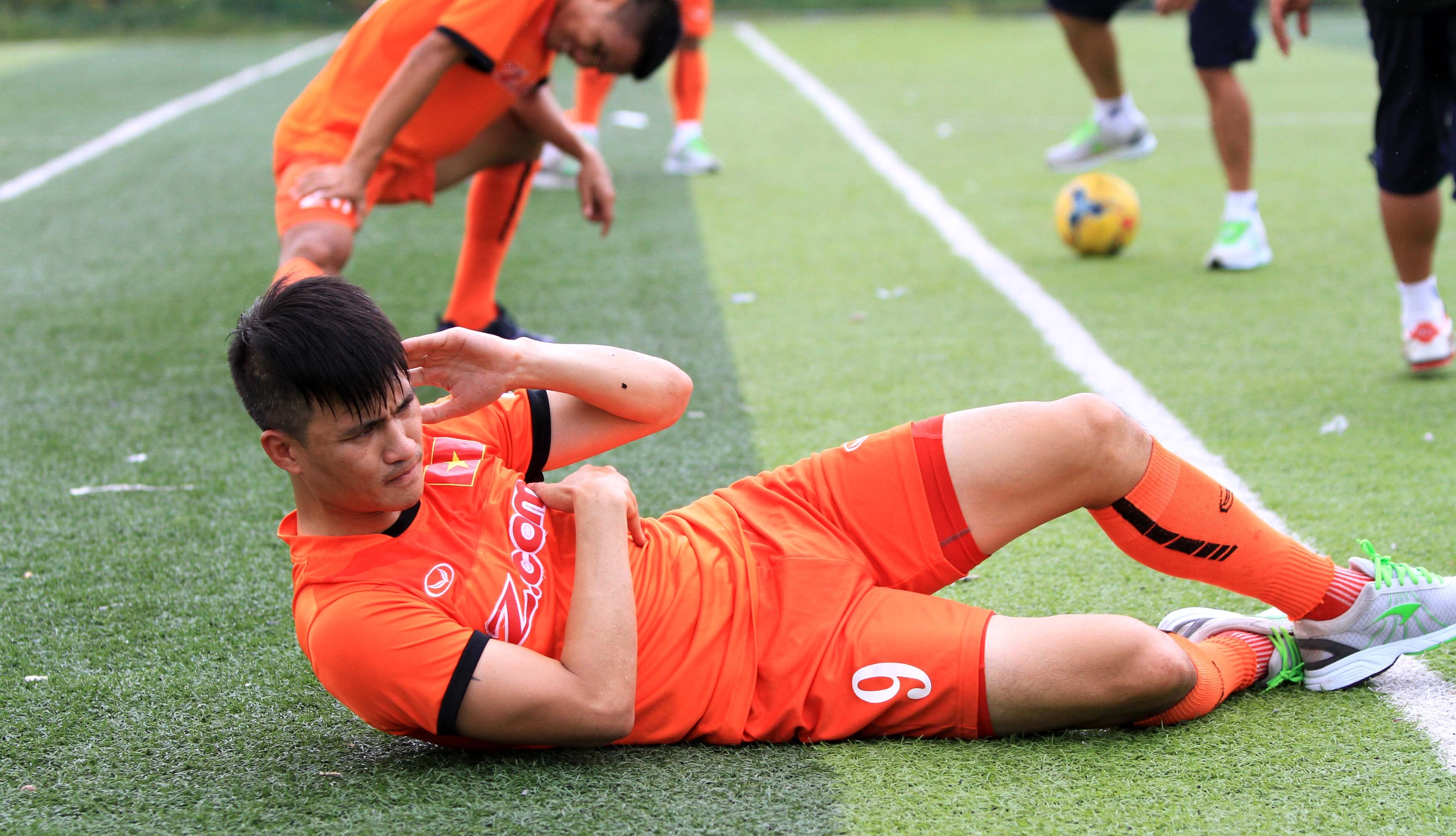 Tuyen Viet Nam tap sang 15/10 anh 6