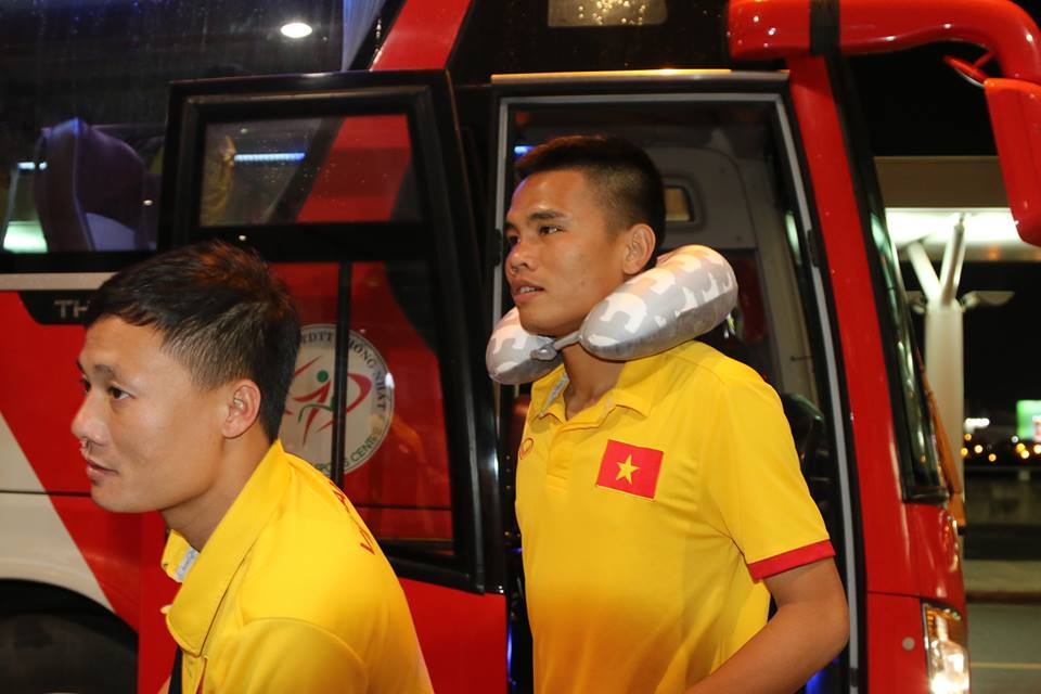 Tuyen Viet Nam sang Han Quoc tap huan anh 3