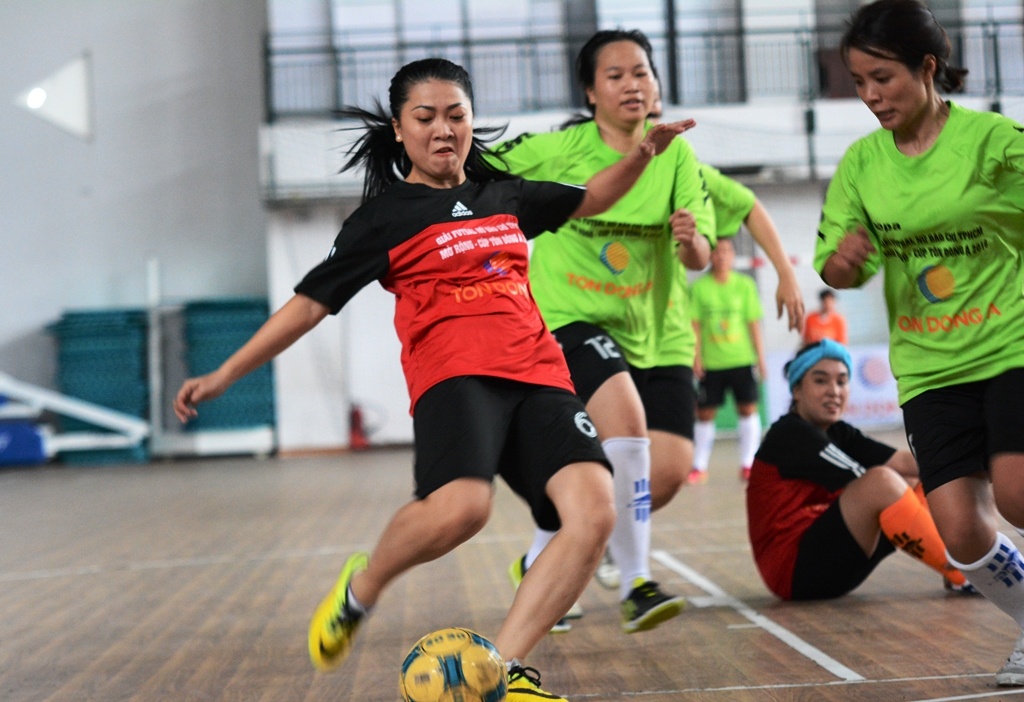 Giải futsal nữ báo chí TP.HCM 2016 ảnh 1 Giai futsal nu bao chi TP.HCM 2016 anh 1