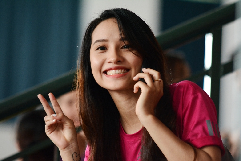 Cau thu nu khoe sac tai giai futsal bao chi TP.HCM 2016 hinh anh