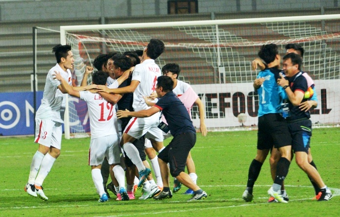 U19 Bahrain bat khoc anh 7