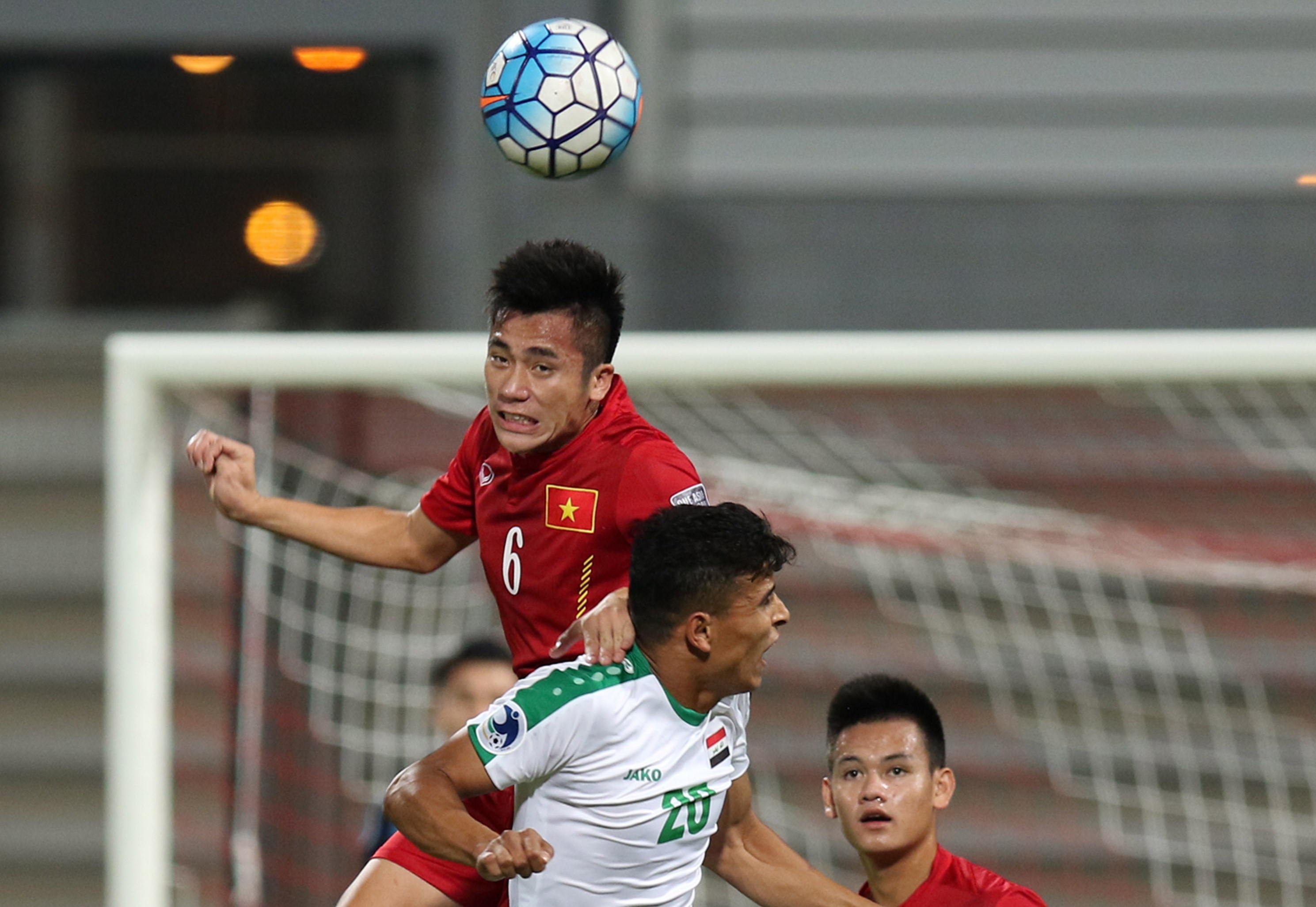 Nhieu cau thu U19 Viet Nam ve da giai U21 quoc gia hinh anh