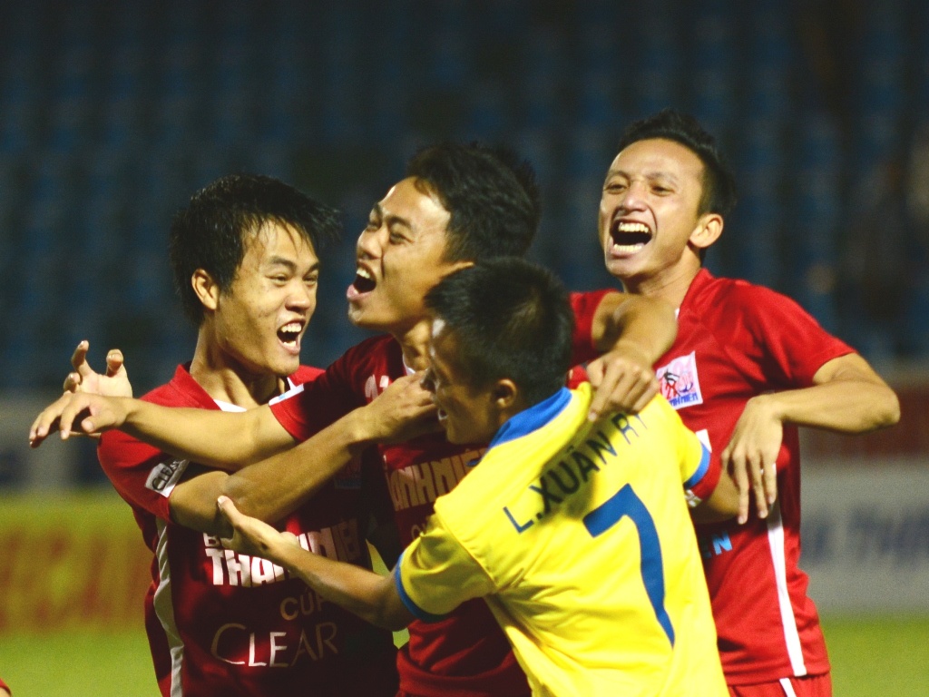 Khanh Hoa danh bai HAGL o ban ket giai U21 quoc gia hinh anh