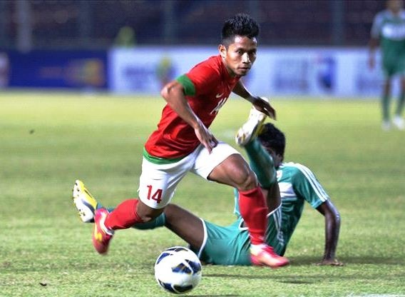 Indonesia cam hoa Myanmar truoc khi gap Viet Nam hinh anh