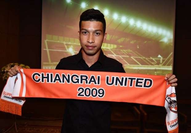 Tien luong cao ngat nguong cua tuyen thu Thai Lan hinh anh