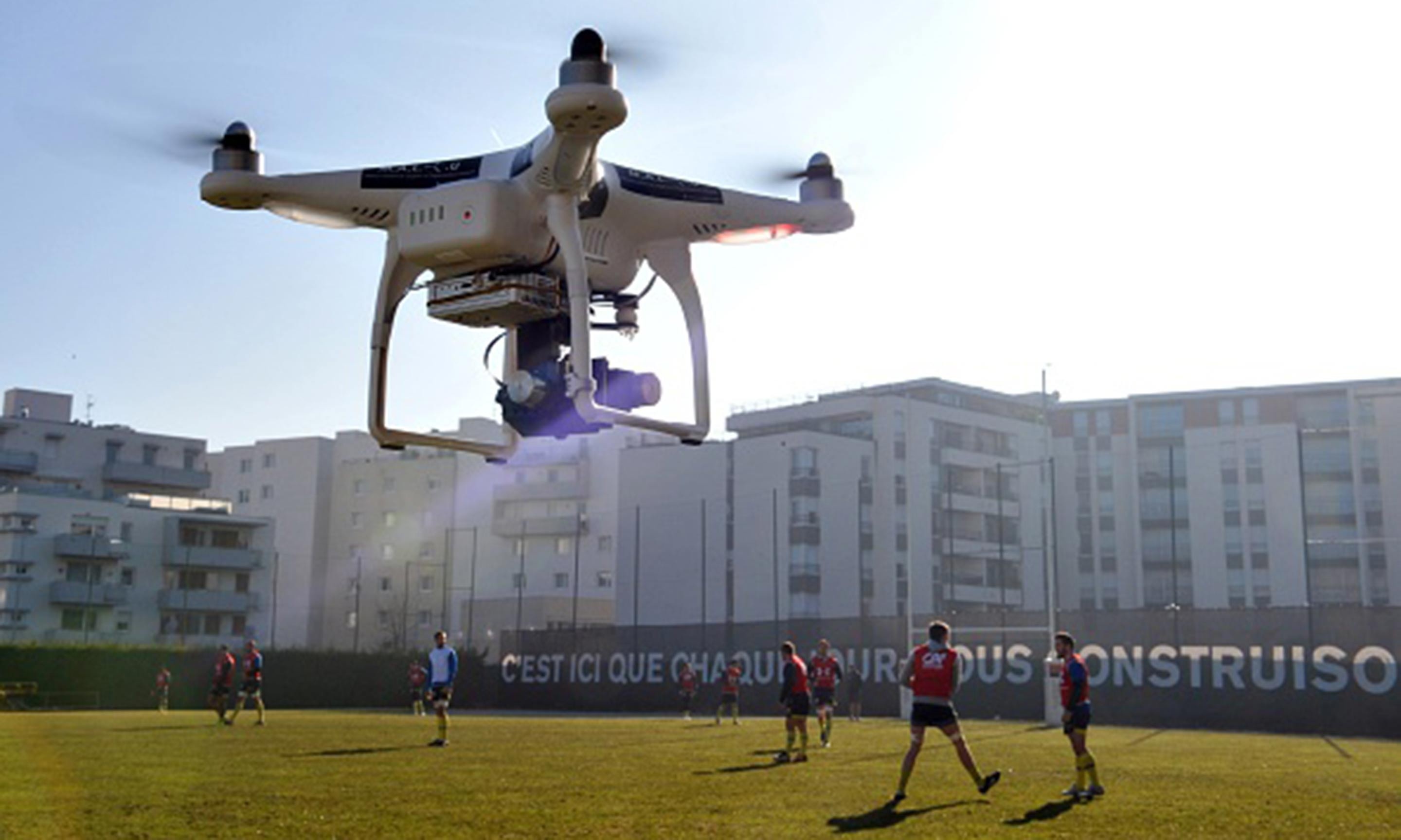 Malaysia dung thiet bi hien dai chuan bi cho AFF Cup hinh anh