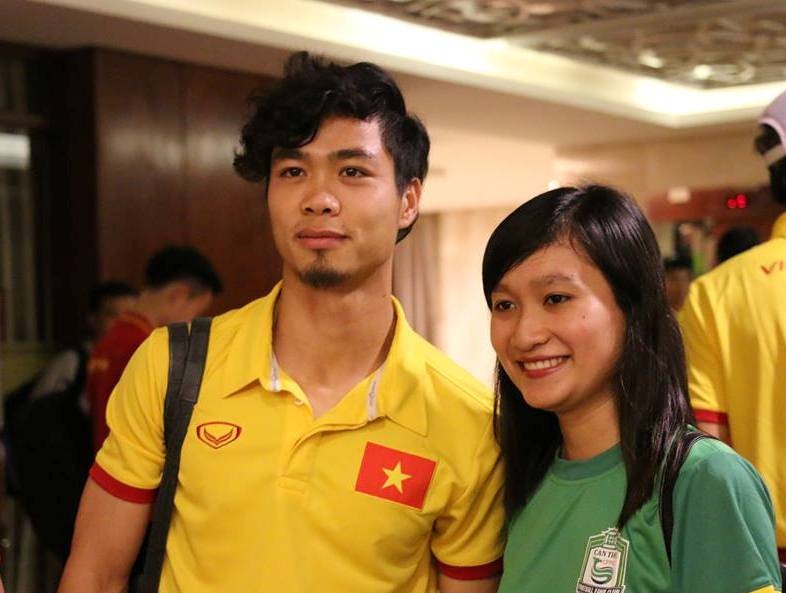 Fan nu bua vay tuyen Viet Nam tai Can Tho hinh anh