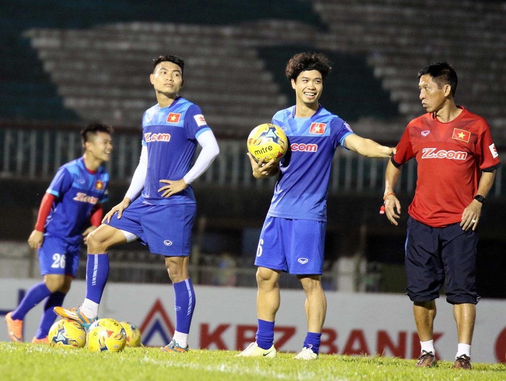 Tuyen Viet Nam tap tai Myanmar chieu 15/11 anh 6