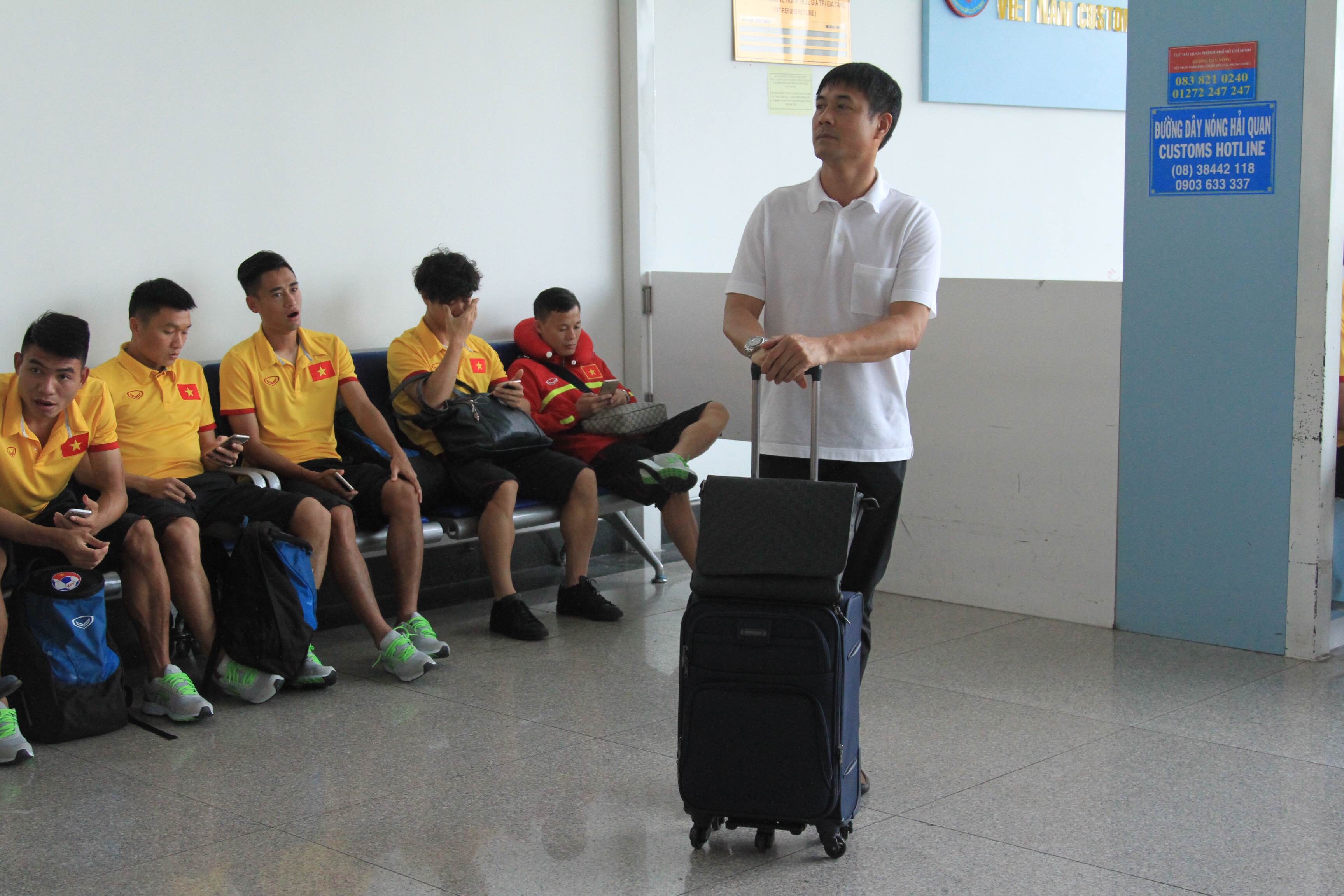 Tuyen Viet Nam len duong du AFF Cup anh 4