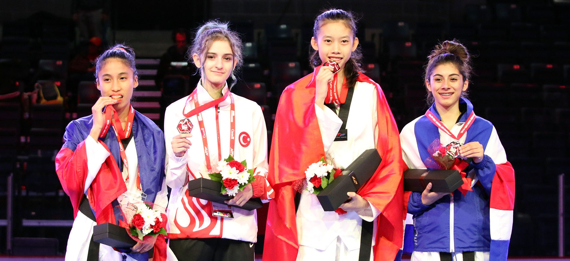 Viet Nam doat HCV taekwondo tre the gioi sau 8 nam hinh anh