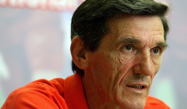 HLV 3 lan vo dich AFF Cup du doan Viet Nam nhat bang B hinh anh