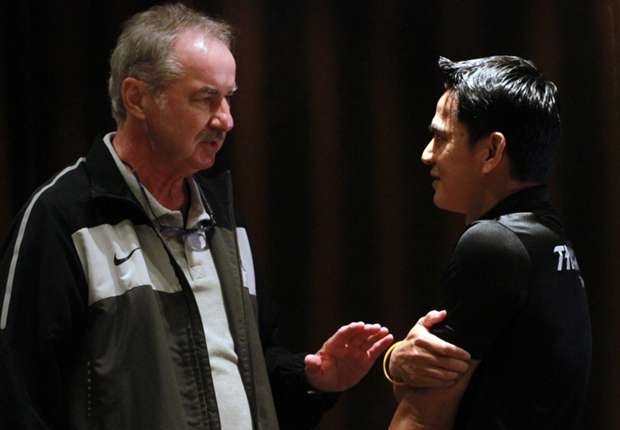 HLV Riedl mong khong thua Thai Lan o tran khai mac hinh anh