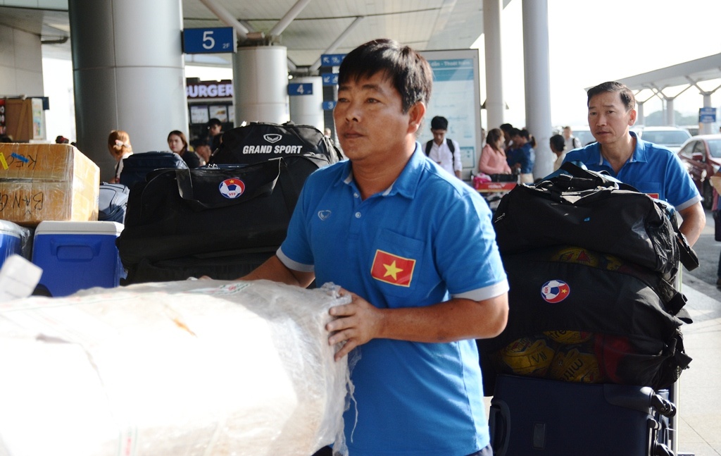 Tuyen Viet Nam len duong sang Indonesia anh 2