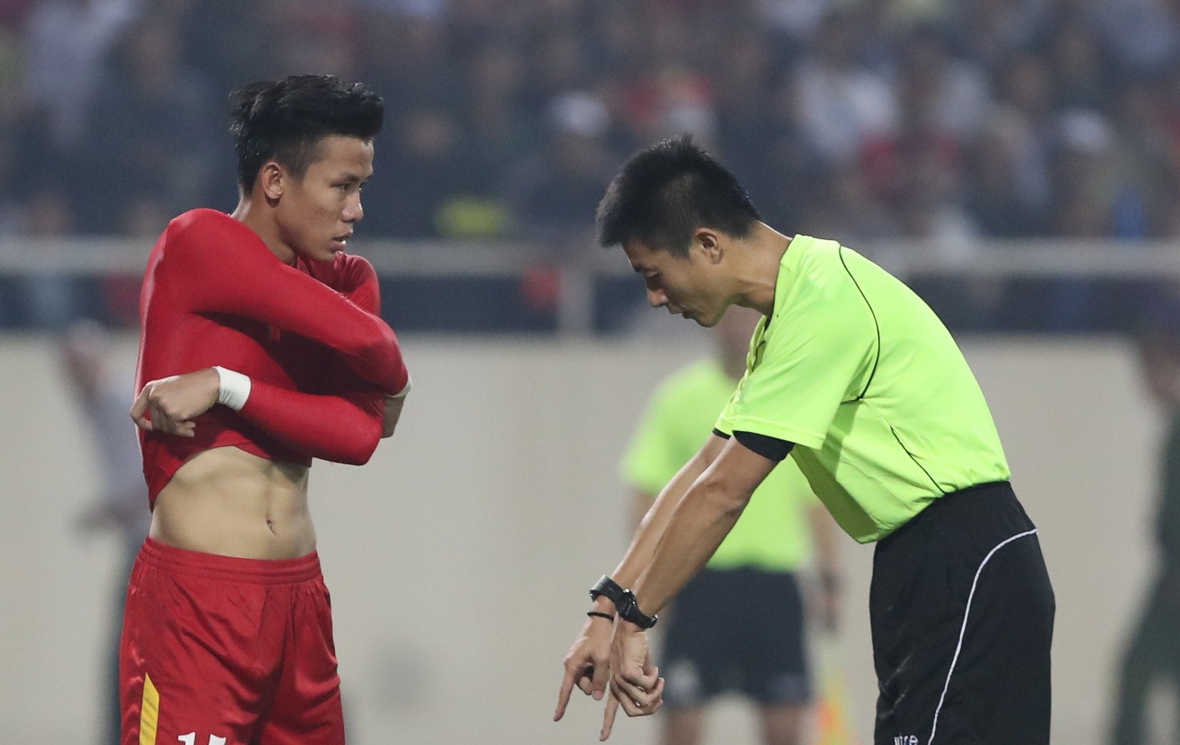 ‘Tuyen Viet Nam dang phai nhan 2 qua phat den’ hinh anh