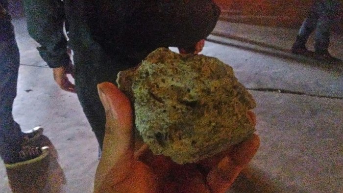 Xe cho tuyen Indonesia bi tan cong anh 2