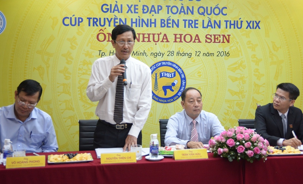 Cong bo giai dua xe dap cup Truyen hinh Ben Tre hinh anh