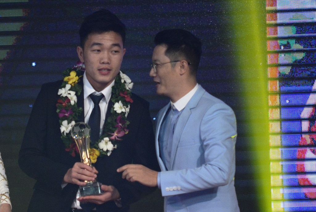 Bao Han Quoc khen Xuan Truong sau cu dup giai thuong hinh anh