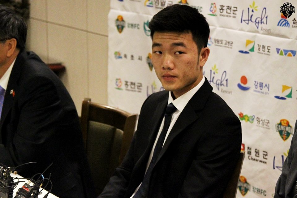 Xuan Truong chung to kha nang o Gangwon FC hinh anh