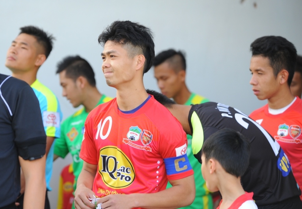 HLV HAGL: ‘Cong Phuong dang lay lai cam giac thi dau’ hinh anh