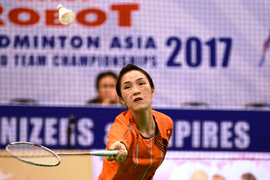 Tien Minh hon Vu Thi Trang anh 1