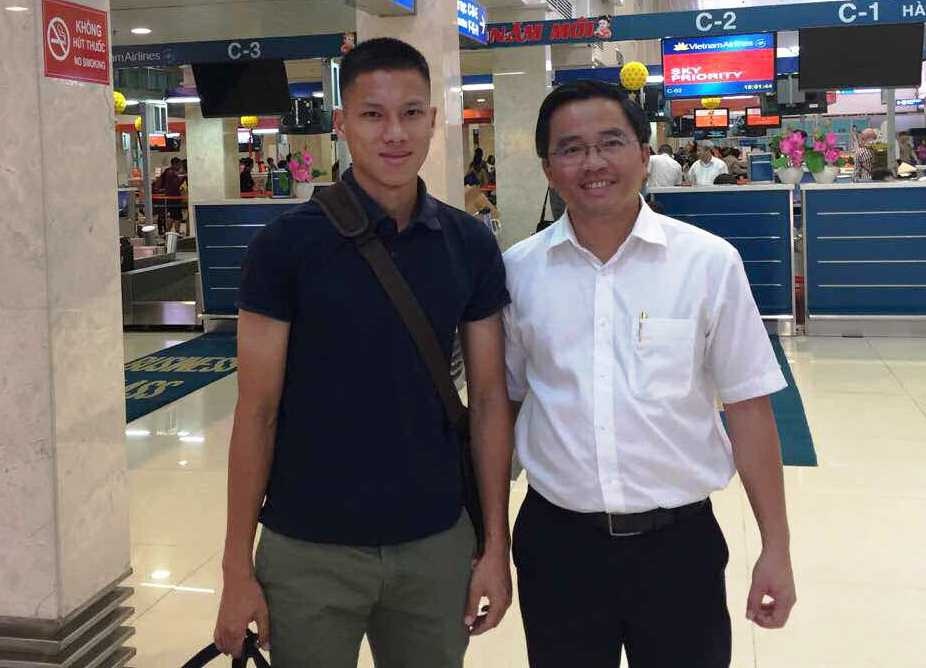 Cau thu HAGL duoc chao don tai Han Quoc hinh anh