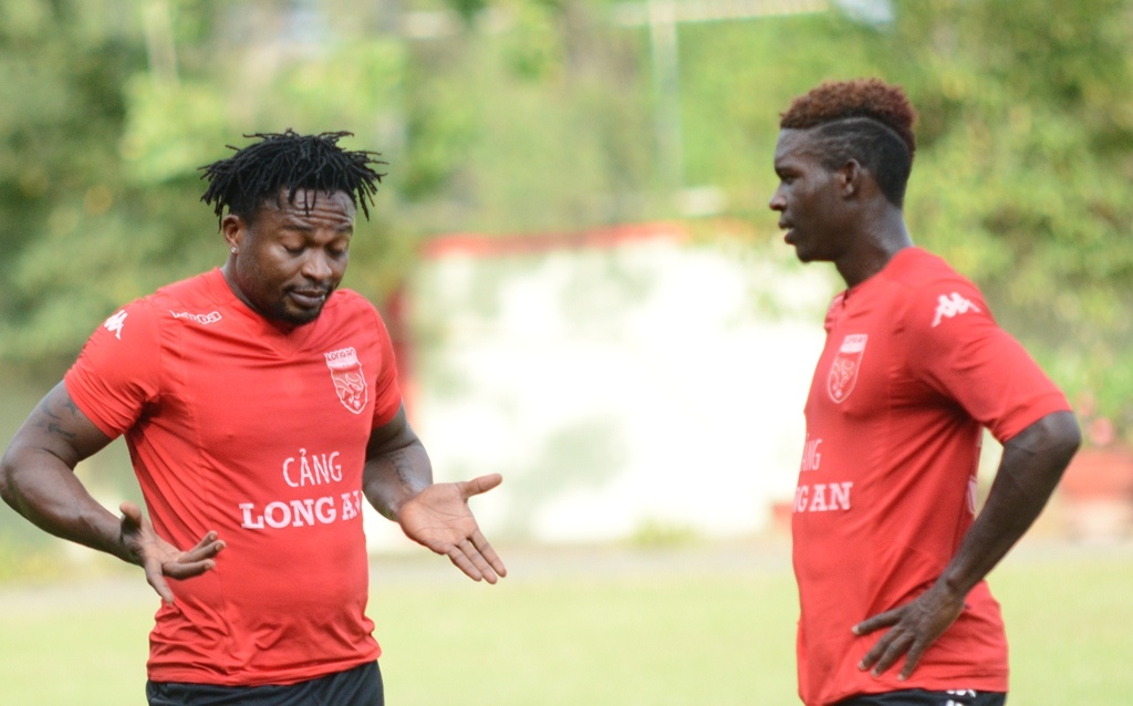CLB Long An tap luyen sau su co anh 5