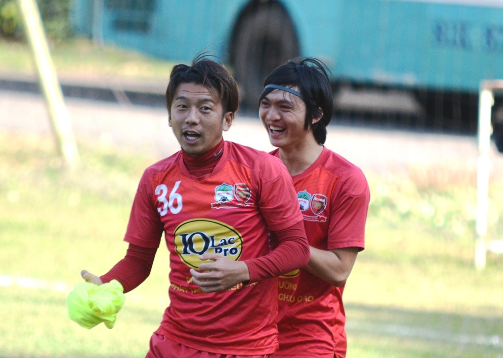 Tuan Anh tap luyen cung HAGL anh 2