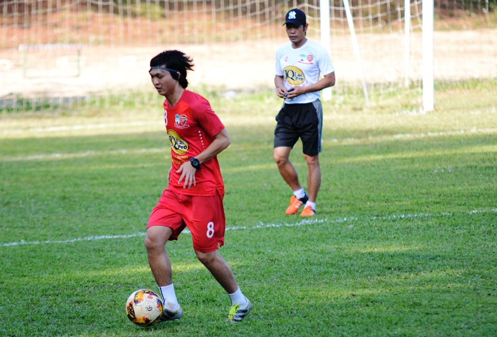 Tuan Anh tap luyen cung HAGL anh 4