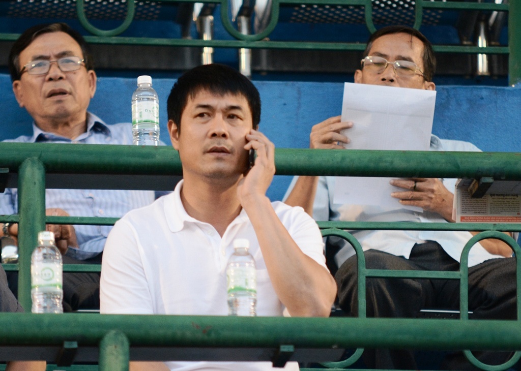 HLV Huu Thang xem do tran thang cua Quang Nam hinh anh