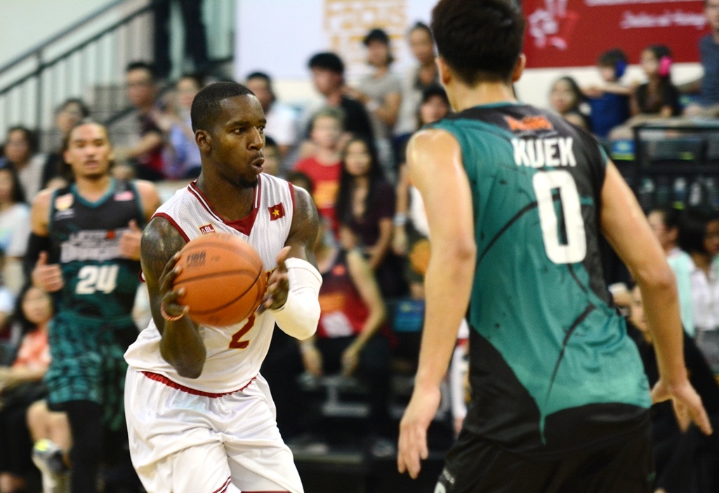 Saigon Heat thua tran chieu 11/3 anh 1