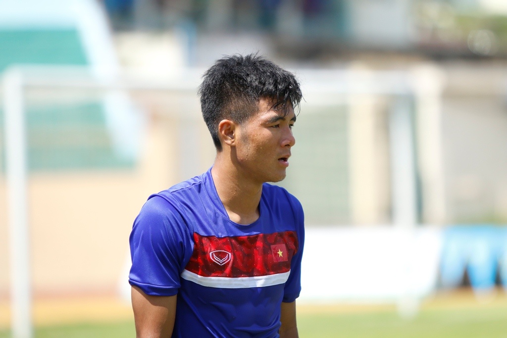 Tru cot U20 Viet Nam suyt ngat tren san hinh anh