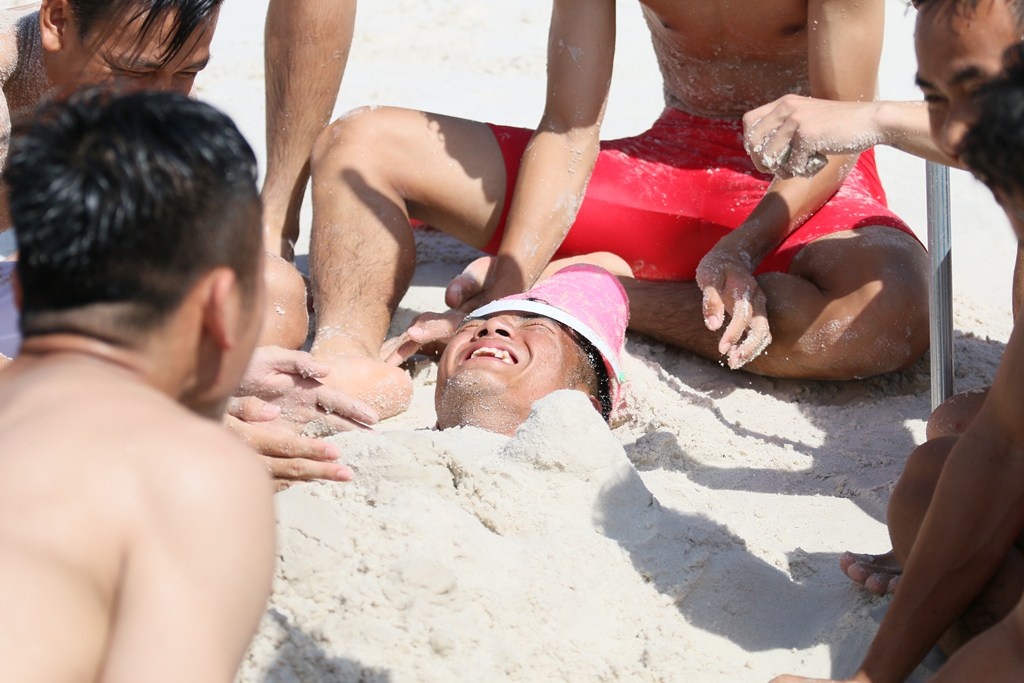 U20 Viet Nam nghi tap sang 20/4 anh 6