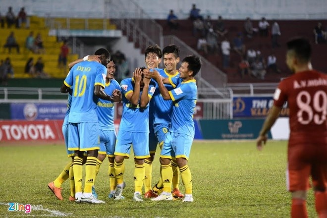 Cong Vinh da xeo trong tai anh 2