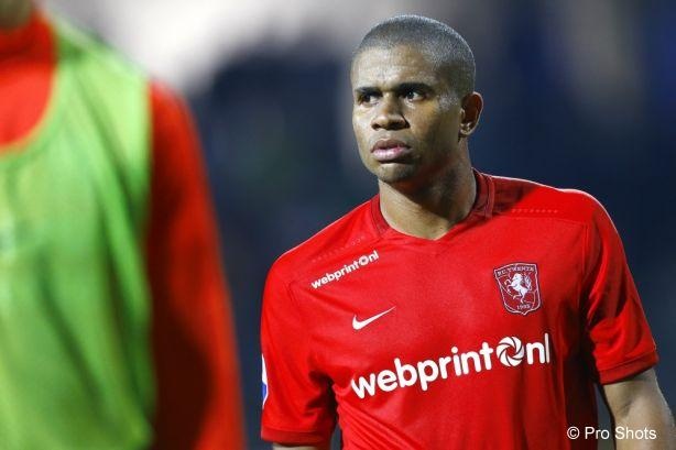 Cong Vinh muon chieu mo cuu tien dao U21 Duc hinh anh