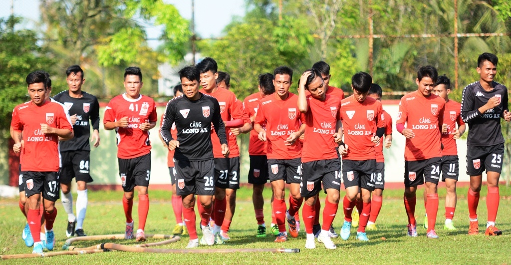 Long An tap luyen chieu 24/4 anh 1