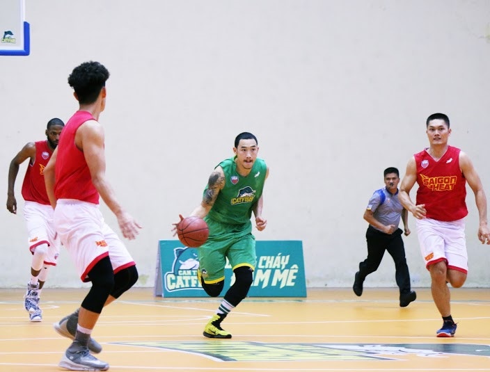 Viet Arnold thi dau VBA 2017 anh 2