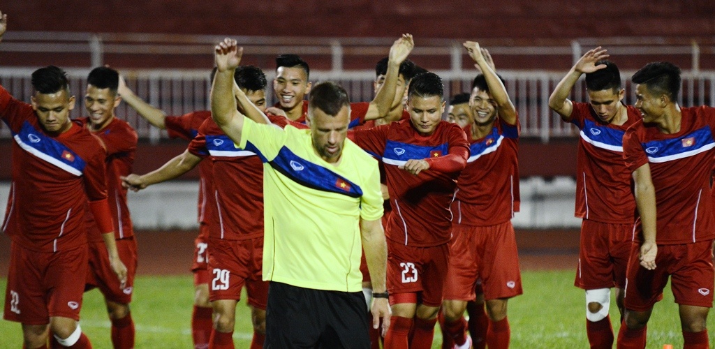 HLV Hoang Anh Tuan phat bieu anh 1