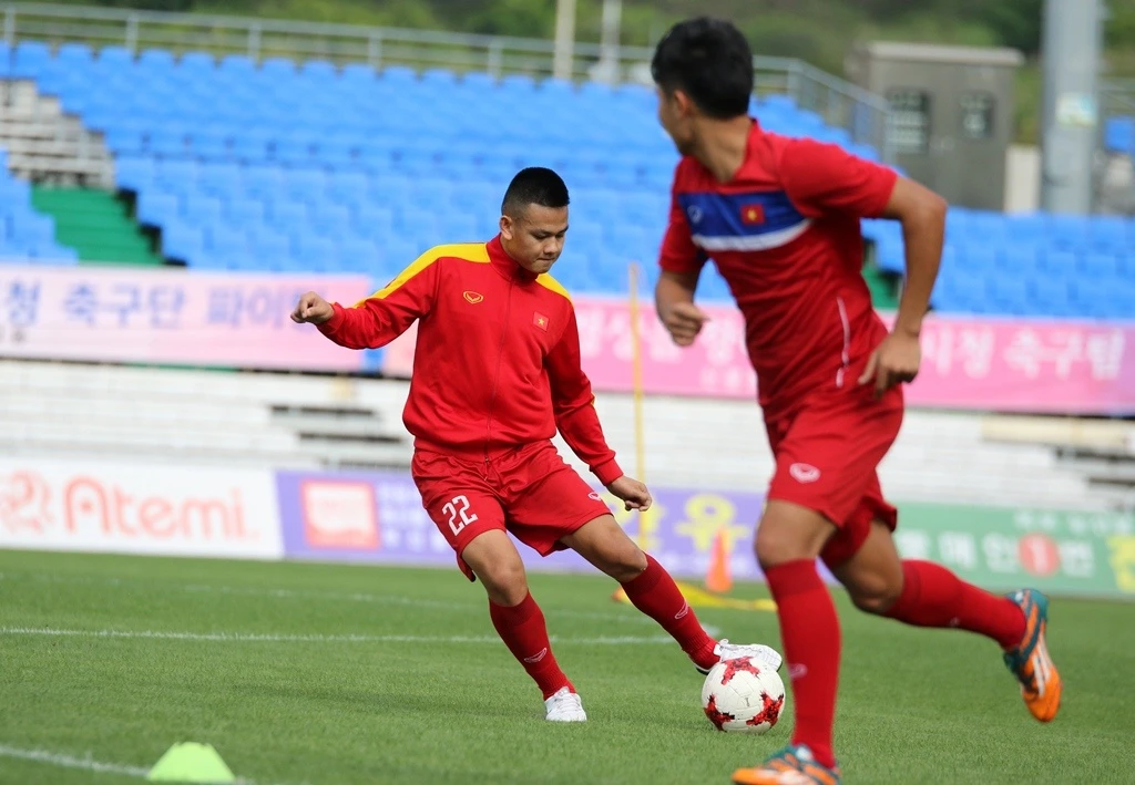 U20 Viet Nam tap chieu 13/5 anh 3