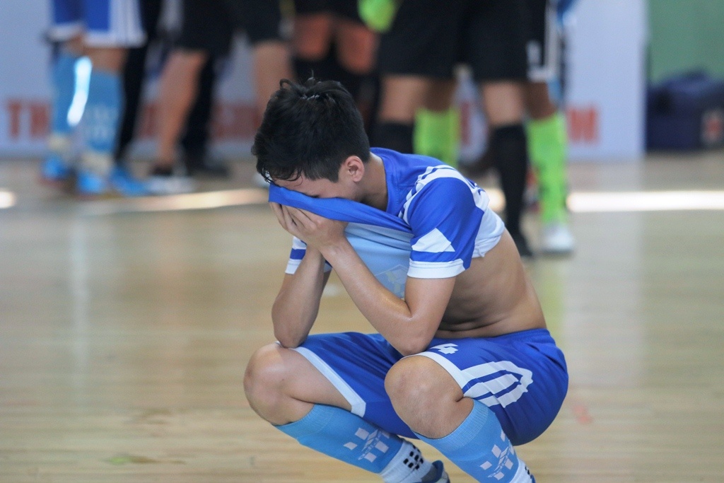 Ket thuc mon futsal giai VUG 2017 anh 5