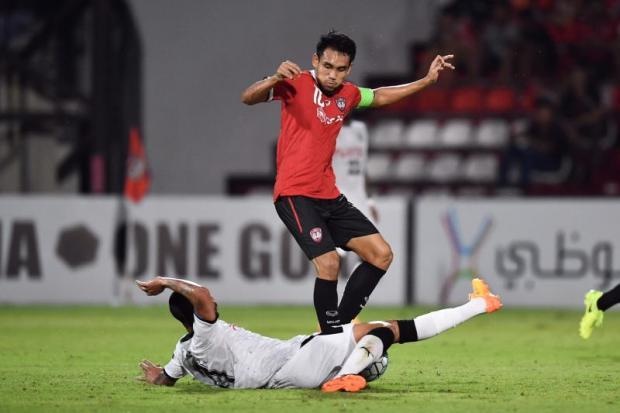 Tawan Sripan có thể bị sa thải ảnh 2 Tawan Sripan co the bi sa thai anh 2