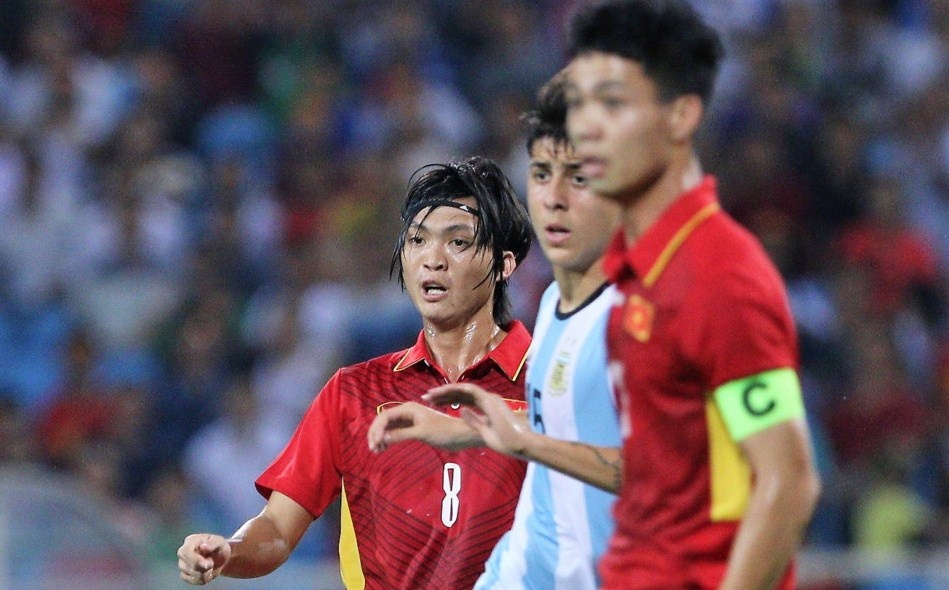 Cong Phuong, Tuan Anh cham tran doi cac ngoi sao K.League hinh anh